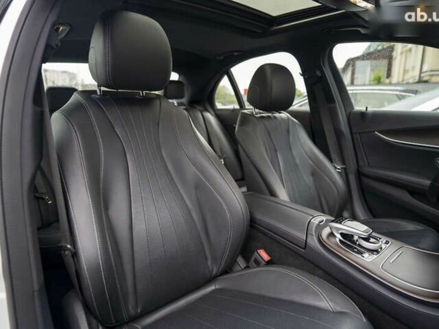 Мерседес Е-Класс, объемом двигателя 2 л и пробегом 25 тыс. км за 27800 $, фото 25 на Automoto.ua