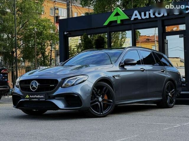 Мерседес Е-Класс, объемом двигателя 4 л и пробегом 70 тыс. км за 59999 $, фото 4 на Automoto.ua