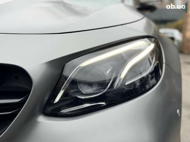 Мерседес Е-Клас, об'ємом двигуна 4 л та пробігом 64 тис. км за 89500 $, фото 21 на Automoto.ua