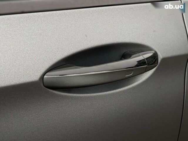 Мерседес Е-Клас, об'ємом двигуна 4 л та пробігом 55 тис. км за 72990 $, фото 17 на Automoto.ua