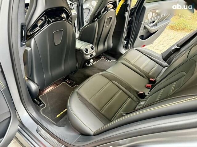 Мерседес Е-Класс, объемом двигателя 4 л и пробегом 17 тыс. км за 97000 $, фото 29 на Automoto.ua