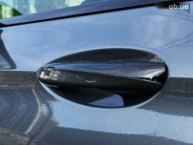 Мерседес Е-Класс, объемом двигателя 4 л и пробегом 70 тыс. км за 65900 $, фото 20 на Automoto.ua