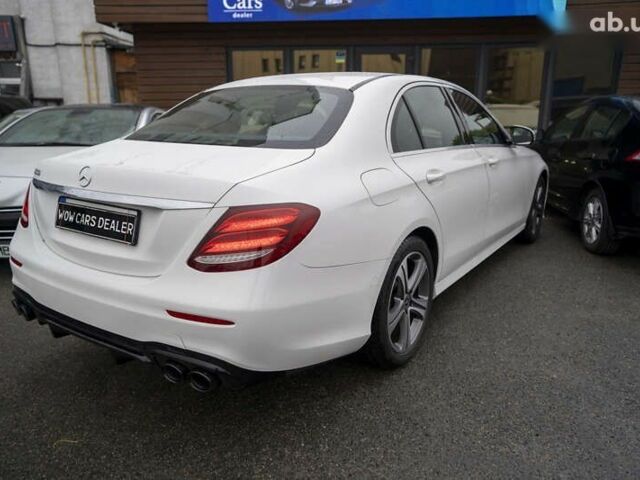 Мерседес Е-Класс, объемом двигателя 2 л и пробегом 25 тыс. км за 27800 $, фото 10 на Automoto.ua