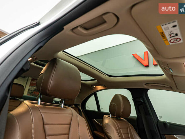 Мерседес Е-Клас, об'ємом двигуна 1.6 л та пробігом 97 тис. км за 28578 $, фото 20 на Automoto.ua