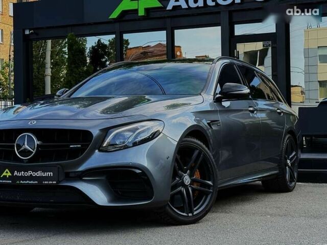 Мерседес Е-Класс, объемом двигателя 4 л и пробегом 70 тыс. км за 65900 $, фото 8 на Automoto.ua