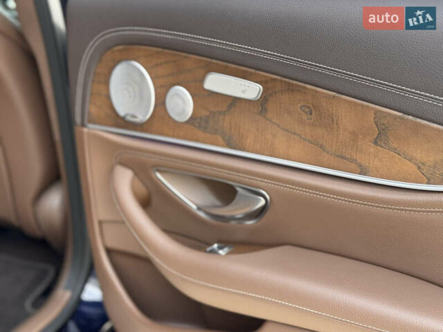 Мерседес Е-Класс, объемом двигателя 2 л и пробегом 106 тыс. км за 39000 $, фото 22 на Automoto.ua