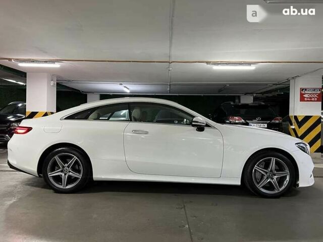 Мерседес Е-Клас, об'ємом двигуна 2 л та пробігом 25 тис. км за 52500 $, фото 11 на Automoto.ua