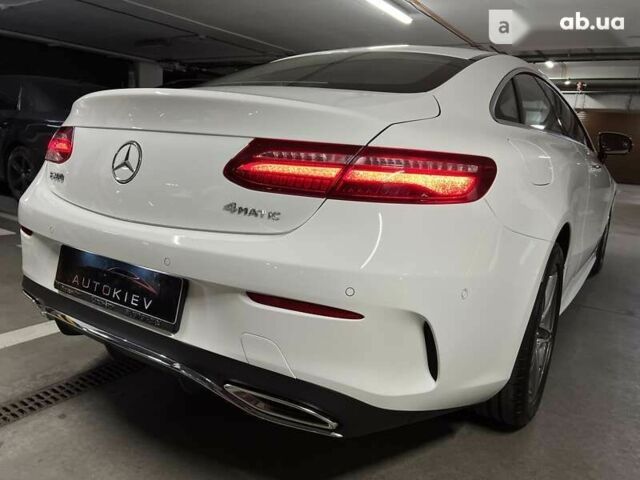 Мерседес Е-Клас, об'ємом двигуна 2 л та пробігом 25 тис. км за 52500 $, фото 10 на Automoto.ua