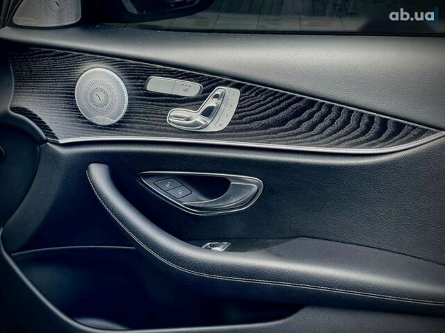 Мерседес Е-Класс, объемом двигателя 2 л и пробегом 95 тыс. км за 28700 $, фото 29 на Automoto.ua