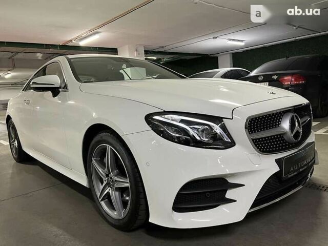 Мерседес Е-Клас, об'ємом двигуна 2 л та пробігом 25 тис. км за 52500 $, фото 1 на Automoto.ua