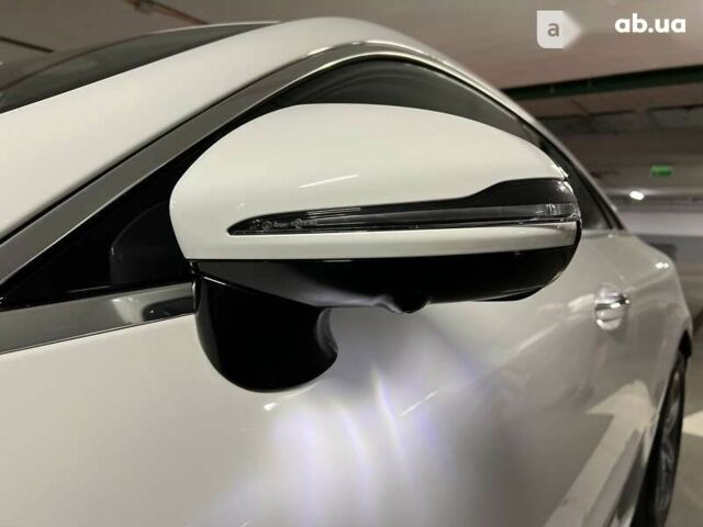 Мерседес Е-Клас, об'ємом двигуна 2 л та пробігом 25 тис. км за 52500 $, фото 16 на Automoto.ua