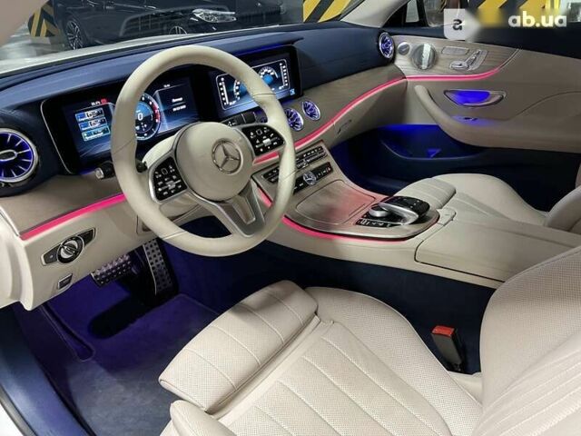 Мерседес Е-Клас, об'ємом двигуна 2 л та пробігом 25 тис. км за 52500 $, фото 27 на Automoto.ua