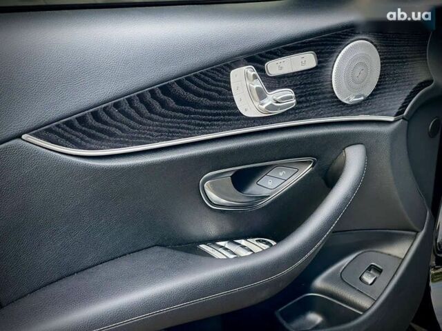 Мерседес Е-Класс, объемом двигателя 2 л и пробегом 95 тыс. км за 28700 $, фото 19 на Automoto.ua