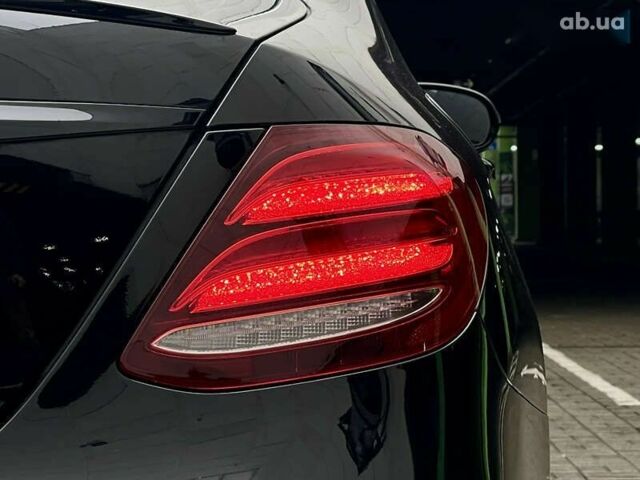 Мерседес Е-Класс, объемом двигателя 2 л и пробегом 95 тыс. км за 28700 $, фото 12 на Automoto.ua
