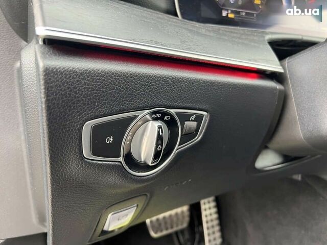 Мерседес Е-Класс, объемом двигателя 3 л и пробегом 25 тыс. км за 46500 $, фото 24 на Automoto.ua