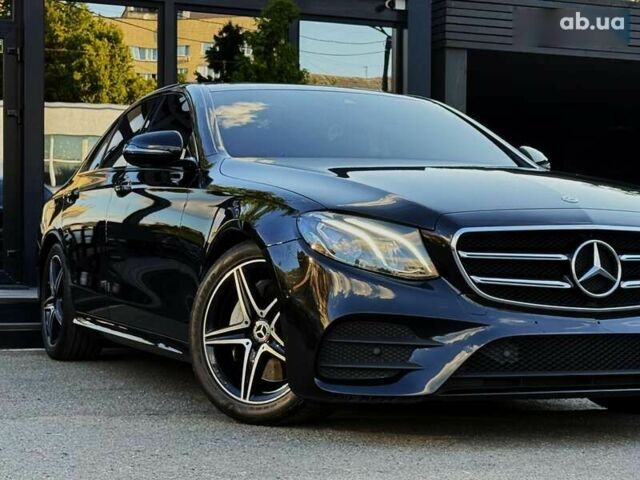 Мерседес Е-Класс, объемом двигателя 2 л и пробегом 105 тыс. км за 38900 $, фото 12 на Automoto.ua
