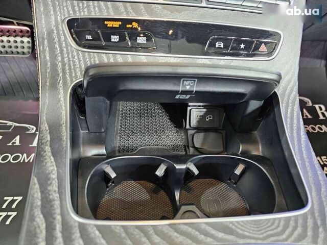Мерседес Е-Класс, объемом двигателя 3 л и пробегом 13 тыс. км за 55555 $, фото 28 на Automoto.ua