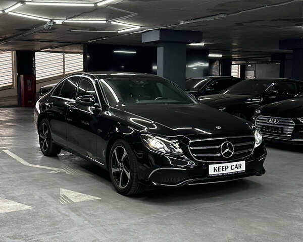 Мерседес Е-Класс, объемом двигателя 2 л и пробегом 59 тыс. км за 36500 $, фото 2 на Automoto.ua