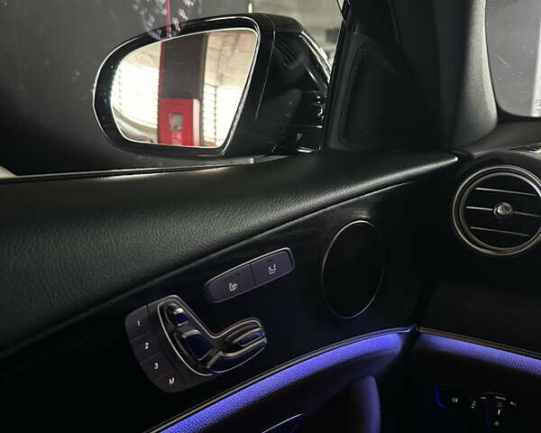 Мерседес Е-Класс, объемом двигателя 2 л и пробегом 59 тыс. км за 36500 $, фото 21 на Automoto.ua