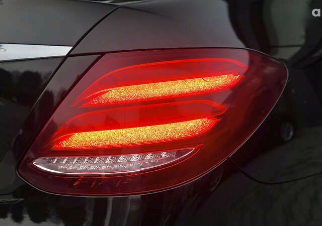 Мерседес Е-Класс, объемом двигателя 1.6 л и пробегом 54 тыс. км за 35500 $, фото 17 на Automoto.ua