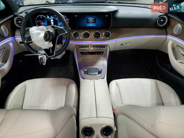 Мерседес Е-Класс, объемом двигателя 0 л и пробегом 19 тыс. км за 23500 $, фото 17 на Automoto.ua