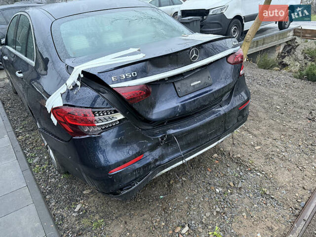 Мерседес Е-Класс, объемом двигателя 0 л и пробегом 19 тыс. км за 23500 $, фото 4 на Automoto.ua