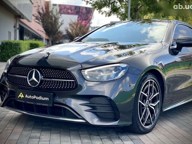Мерседес Е-Клас, об'ємом двигуна 2 л та пробігом 72 тис. км за 53990 $, фото 5 на Automoto.ua