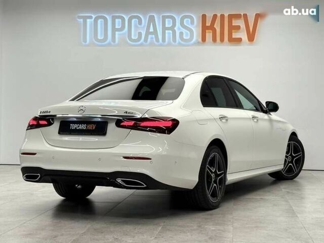 Мерседес Е-Клас, об'ємом двигуна 2 л та пробігом 76 тис. км за 49990 $, фото 5 на Automoto.ua