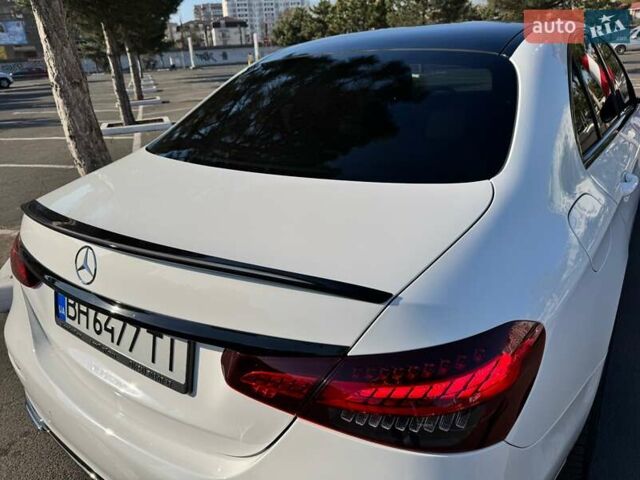 Мерседес Е-Класс, объемом двигателя 1.95 л и пробегом 27 тыс. км за 53500 $, фото 1 на Automoto.ua