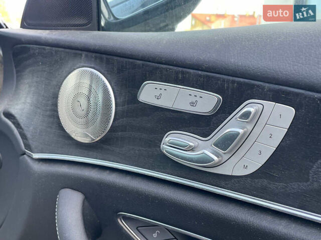 Мерседес Е-Класс, объемом двигателя 3 л и пробегом 33 тыс. км за 37000 $, фото 13 на Automoto.ua