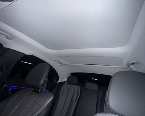 Мерседес Е-Клас, об'ємом двигуна 3 л та пробігом 4 тис. км за 78000 $, фото 29 на Automoto.ua