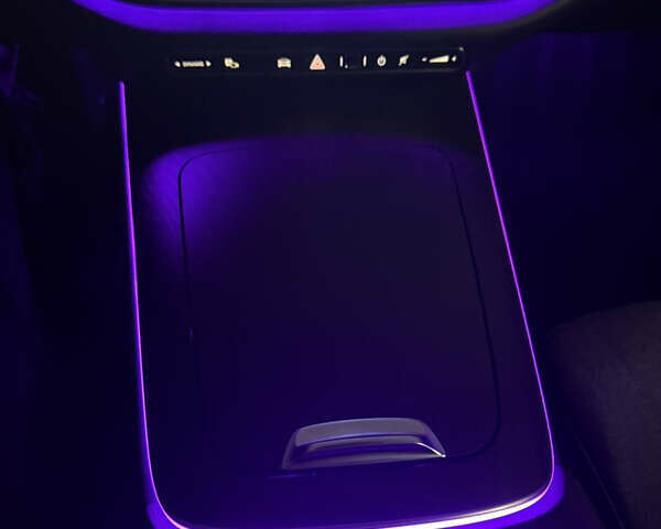 Мерседес Е-Клас, об'ємом двигуна 3 л та пробігом 4 тис. км за 78000 $, фото 27 на Automoto.ua