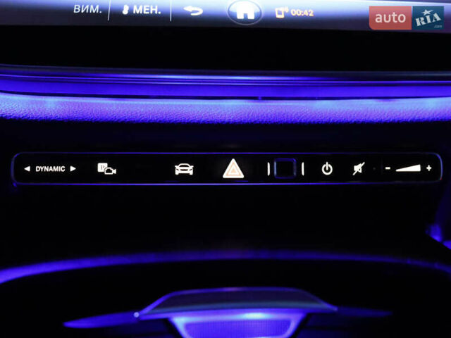 Мерседес Е-Клас, об'ємом двигуна 3 л та пробігом 4 тис. км за 71000 $, фото 17 на Automoto.ua