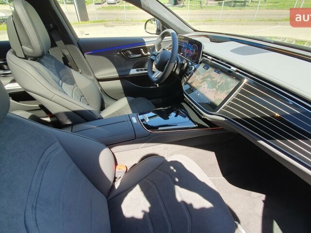 Мерседес Е-Класс, объемом двигателя 2.99 л и пробегом 0 тыс. км за 128834 $, фото 8 на Automoto.ua