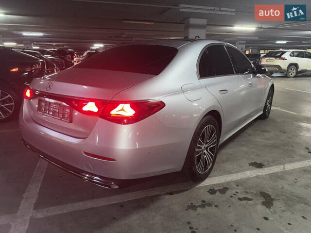 Мерседес Е-Клас, об'ємом двигуна 3 л та пробігом 4 тис. км за 78000 $, фото 4 на Automoto.ua