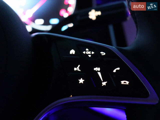 Мерседес Е-Клас, об'ємом двигуна 3 л та пробігом 4 тис. км за 71000 $, фото 14 на Automoto.ua