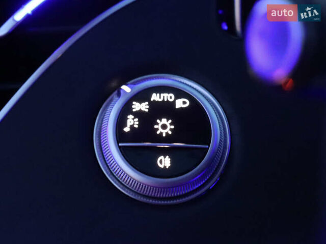 Мерседес Е-Клас, об'ємом двигуна 3 л та пробігом 4 тис. км за 71000 $, фото 11 на Automoto.ua