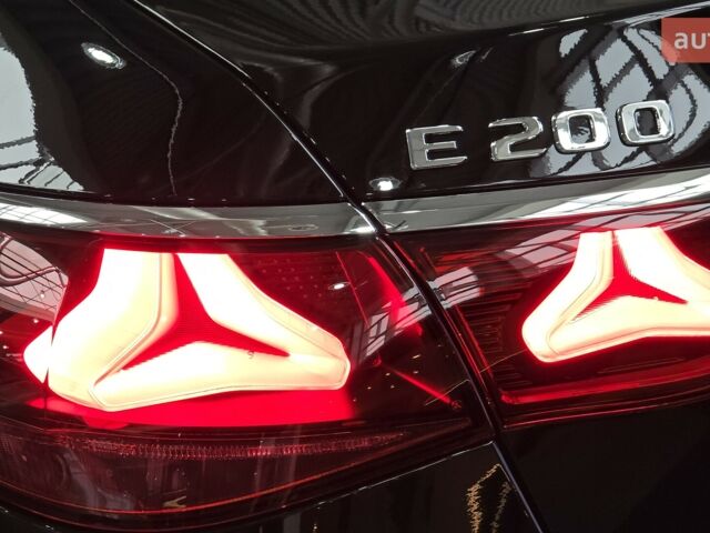 Мерседес Е-Клас, об'ємом двигуна 2 л та пробігом 0 тис. км за 93238 $, фото 22 на Automoto.ua