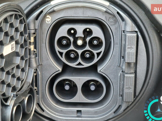 Мерседес Е-Класс, объемом двигателя 3 л и пробегом 0 тыс. км за 167758 $, фото 41 на Automoto.ua