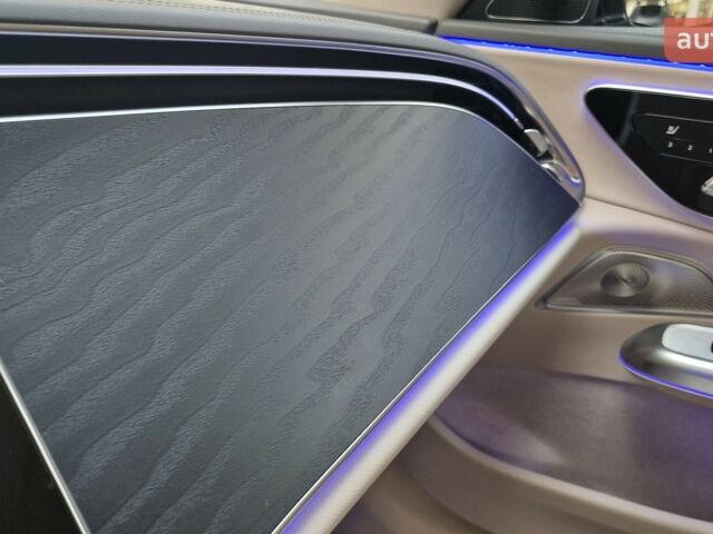 Мерседес Е-Класс, объемом двигателя 2 л и пробегом 0 тыс. км за 92874 $, фото 43 на Automoto.ua