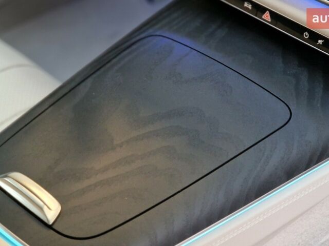 Мерседес Е-Класс, объемом двигателя 2 л и пробегом 0 тыс. км за 92874 $, фото 19 на Automoto.ua