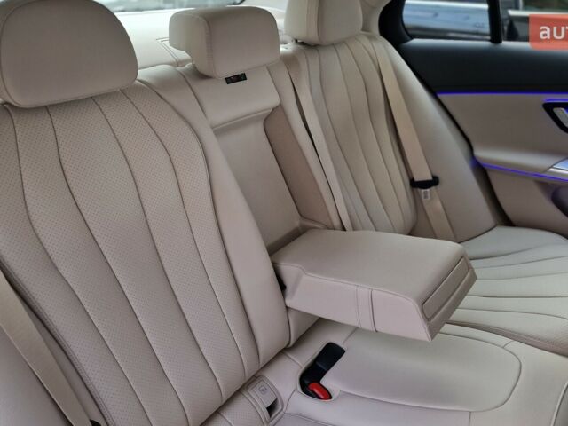 Мерседес Е-Класс, объемом двигателя 2 л и пробегом 0 тыс. км за 92874 $, фото 21 на Automoto.ua