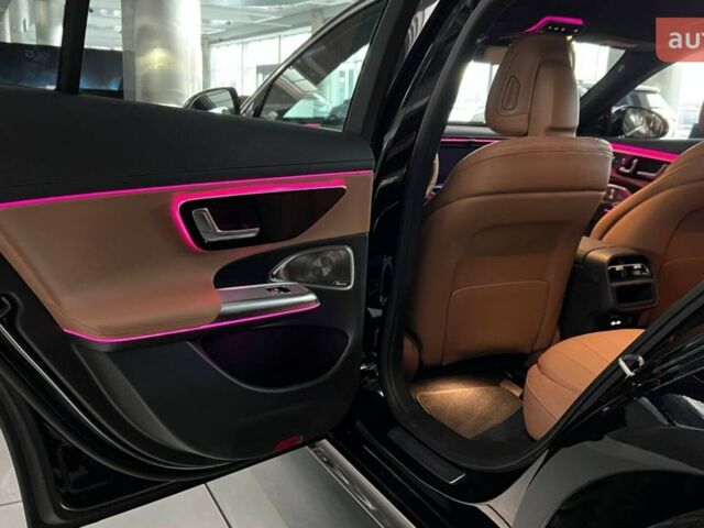 Мерседес Е-Класс, объемом двигателя 1.99 л и пробегом 0 тыс. км за 97612 $, фото 11 на Automoto.ua