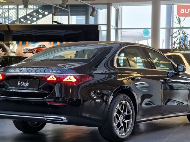 Мерседес Е-Класс, объемом двигателя 2 л и пробегом 0 тыс. км за 92874 $, фото 1 на Automoto.ua