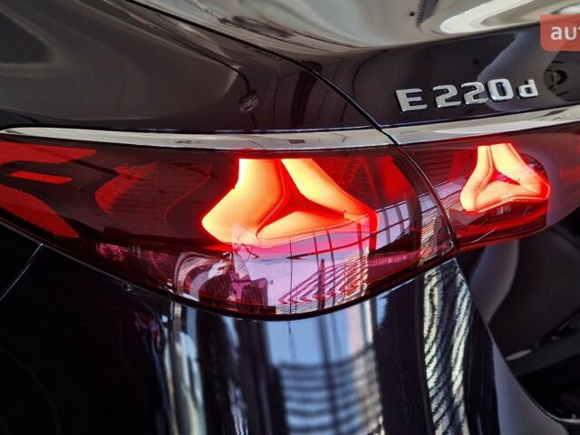 Мерседес Е-Класс, объемом двигателя 1.99 л и пробегом 0 тыс. км за 98180 $, фото 6 на Automoto.ua