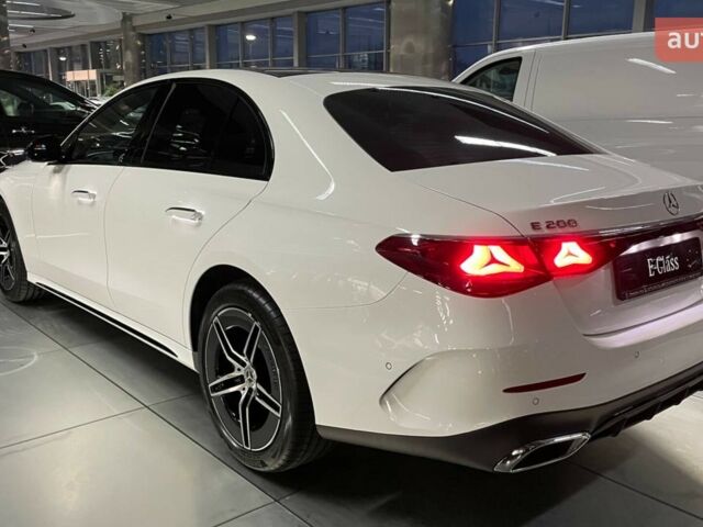 Мерседес Е-Клас, об'ємом двигуна 1.99 л та пробігом 0 тис. км за 9891297 $, фото 7 на Automoto.ua