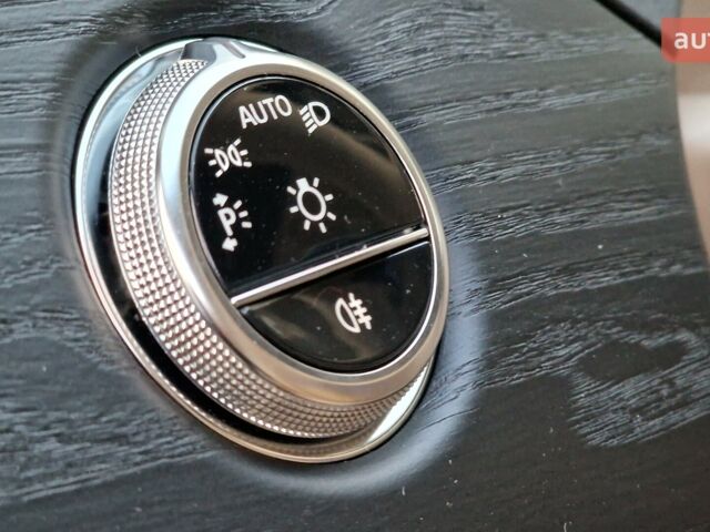 Мерседес Е-Класс, объемом двигателя 2 л и пробегом 0 тыс. км за 92874 $, фото 17 на Automoto.ua