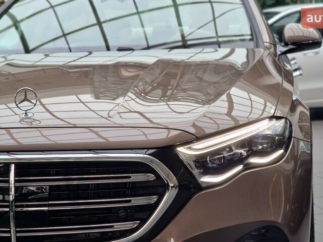 Мерседес Е-Класс, объемом двигателя 1.99 л и пробегом 0 тыс. км за 98707 $, фото 3 на Automoto.ua