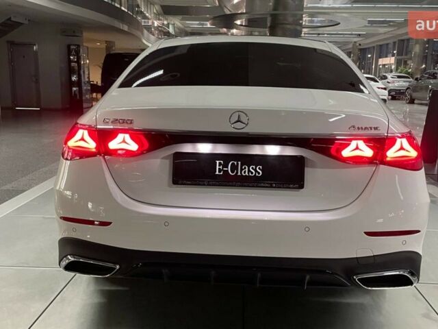 Мерседес Е-Клас, об'ємом двигуна 1.99 л та пробігом 0 тис. км за 9891297 $, фото 3 на Automoto.ua