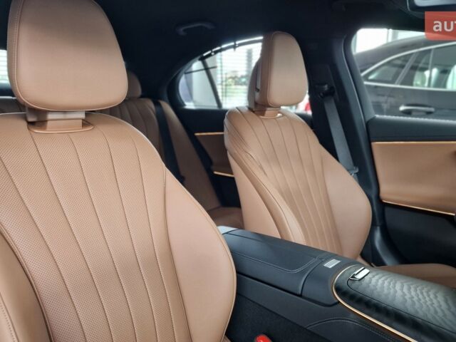 Мерседес Е-Класс, объемом двигателя 1.99 л и пробегом 0 тыс. км за 98180 $, фото 13 на Automoto.ua